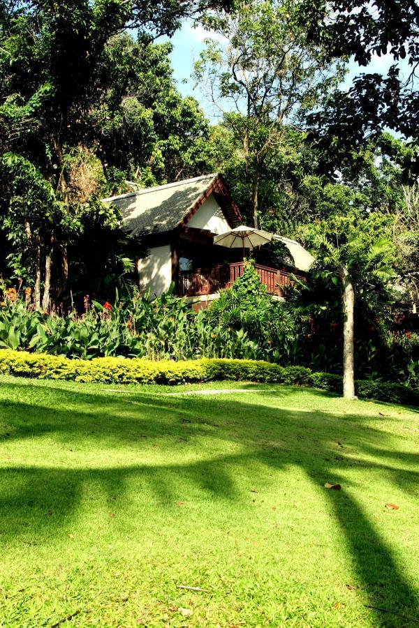 Centara Villas Phuket Karon Екстериор снимка