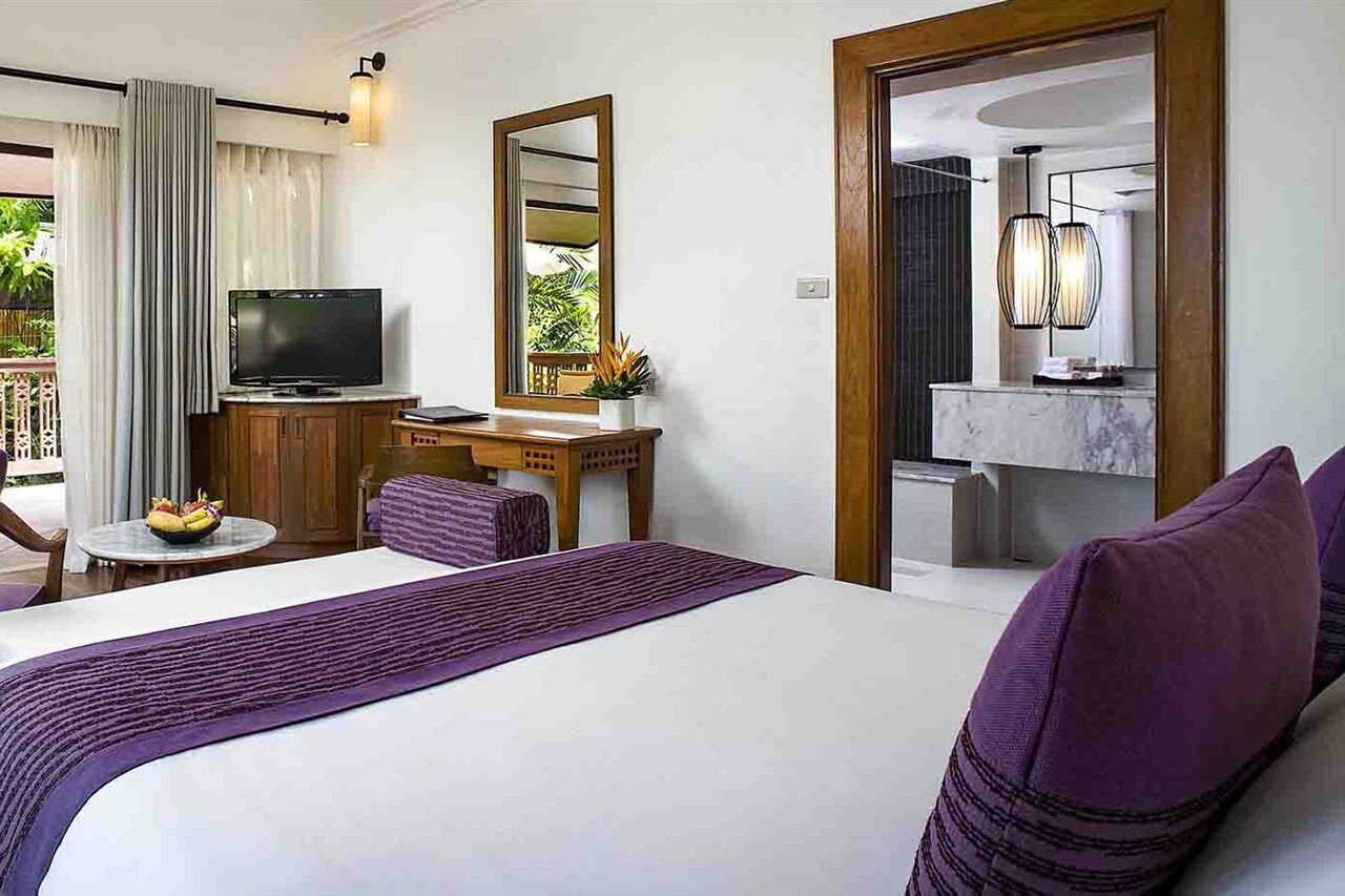Centara Villas Phuket Karon Екстериор снимка